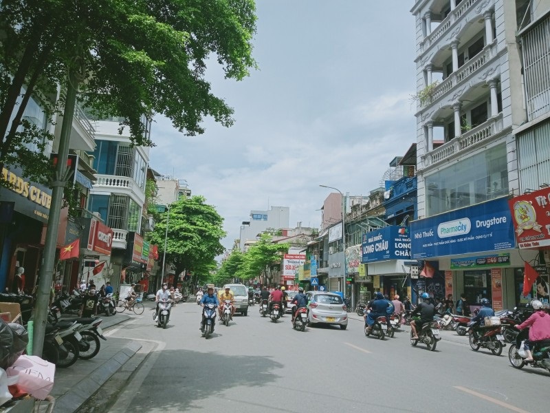 Siêu phẩm mặt phố Khâm Thiên, Đống Đa, 6 tầng, mt10m, lô góc kinh doanh, 13.8 tỷ.