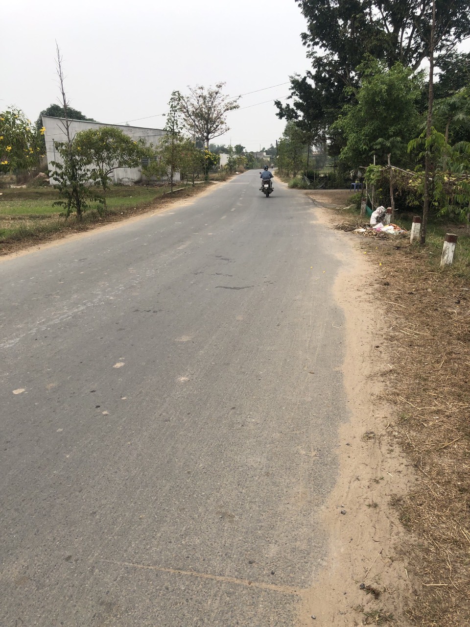 CHÍNH CHỦ CẦN BÁN GẤP khu đất NGỘP 5X37M GIÁ CHỈ 1TY.