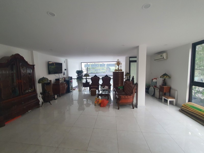 Mặt phố Lê Hồng Phong, Hà Đông: 2 Mặt tiền, KD đa dạng: 52m2, 4T, MT 5m, 15.5 tỷ.