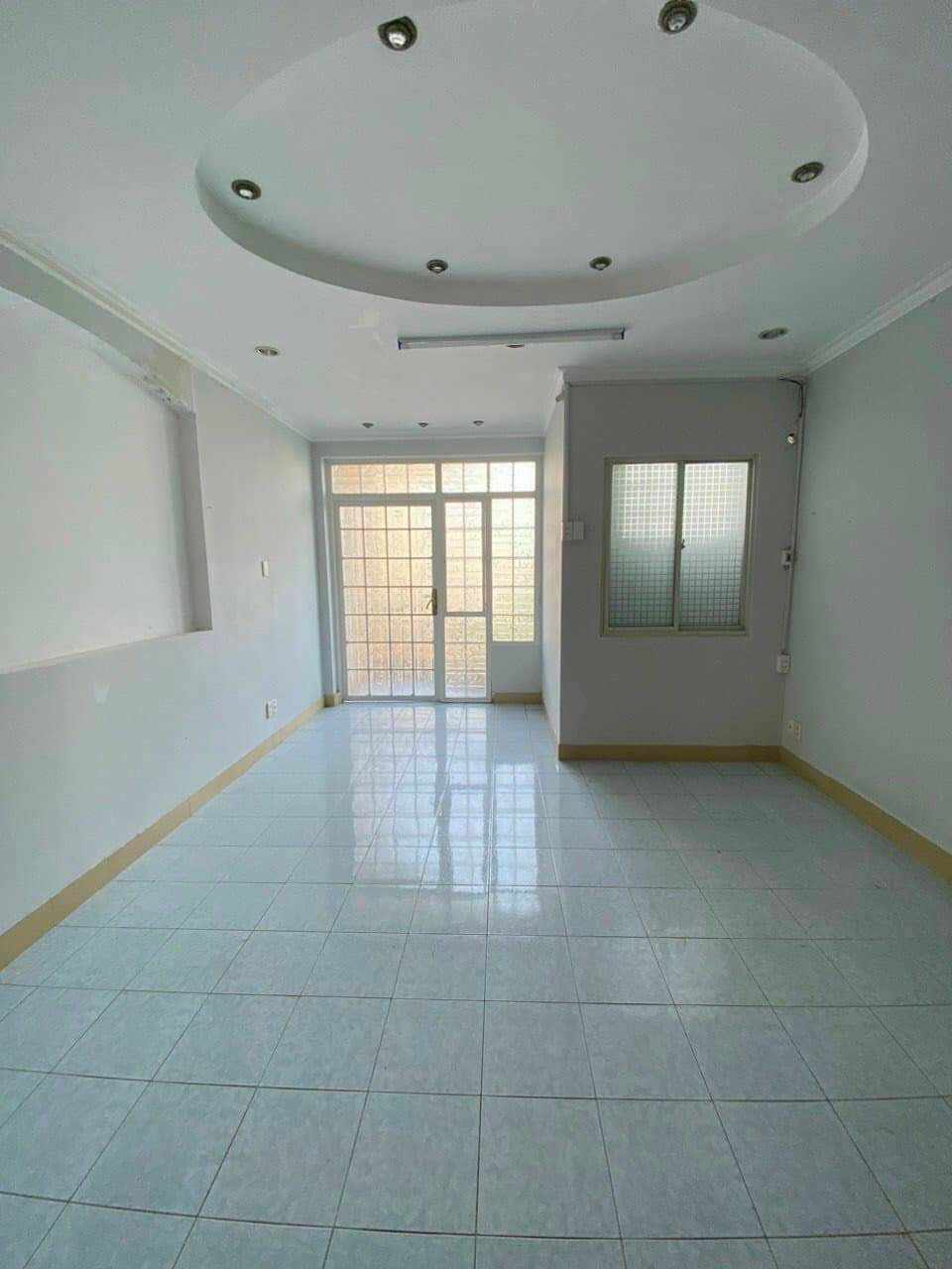 Trung tâm bình thạnh, nhà mới đầy đủ công năng tiện ích. gần mặt tiền đường.