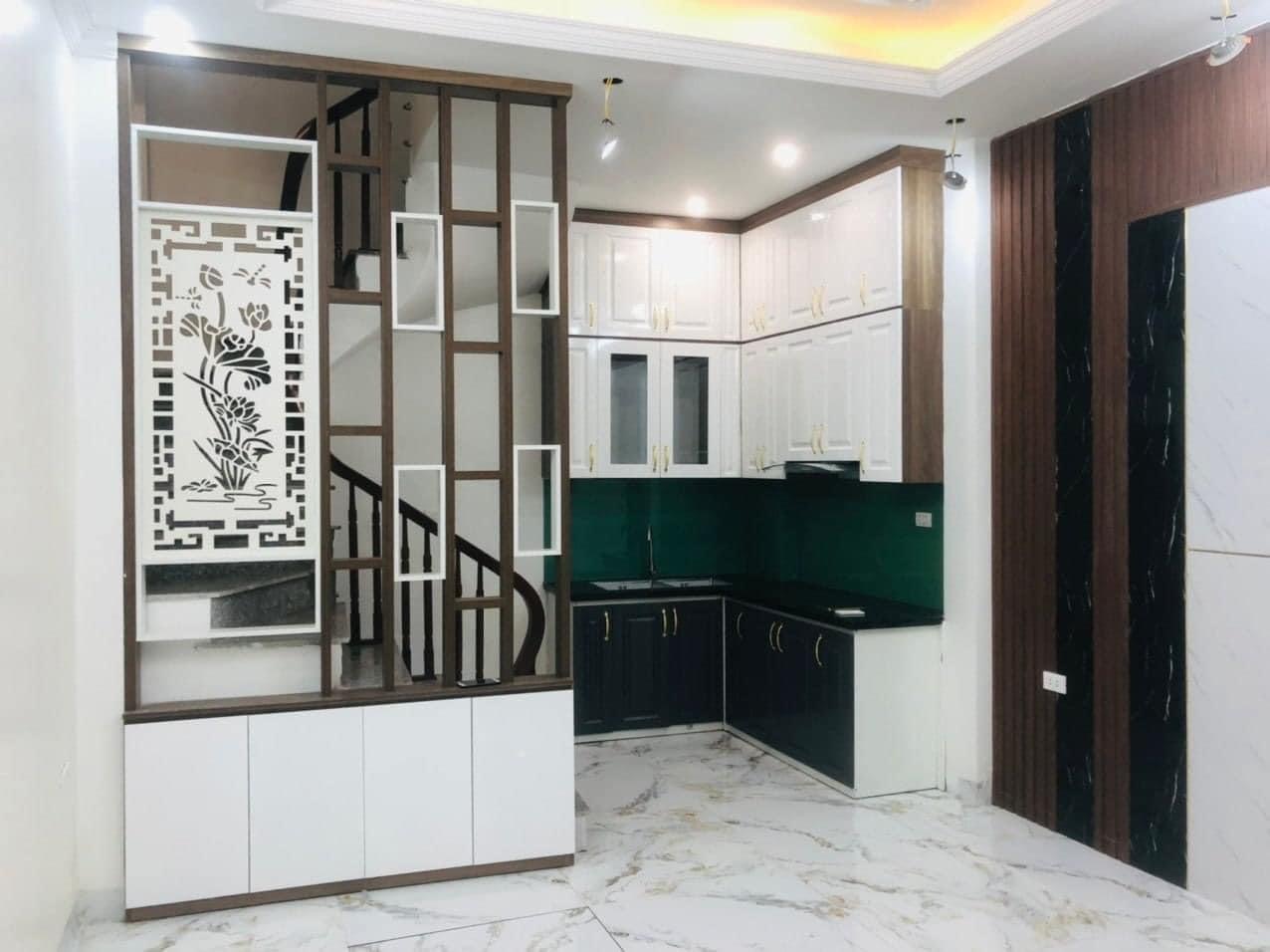 BÁN NHÀ BẠCH ĐẰNG QUẬN HAI BÀ TRƯNG - 55M 5 TẦNG MT 4M - NHỈNH 4 TỶ NHÀ MỚI ĐẸP Ở NGAY NGÕ NÔNG RỘNG GẦN HOÀN KIẾM.