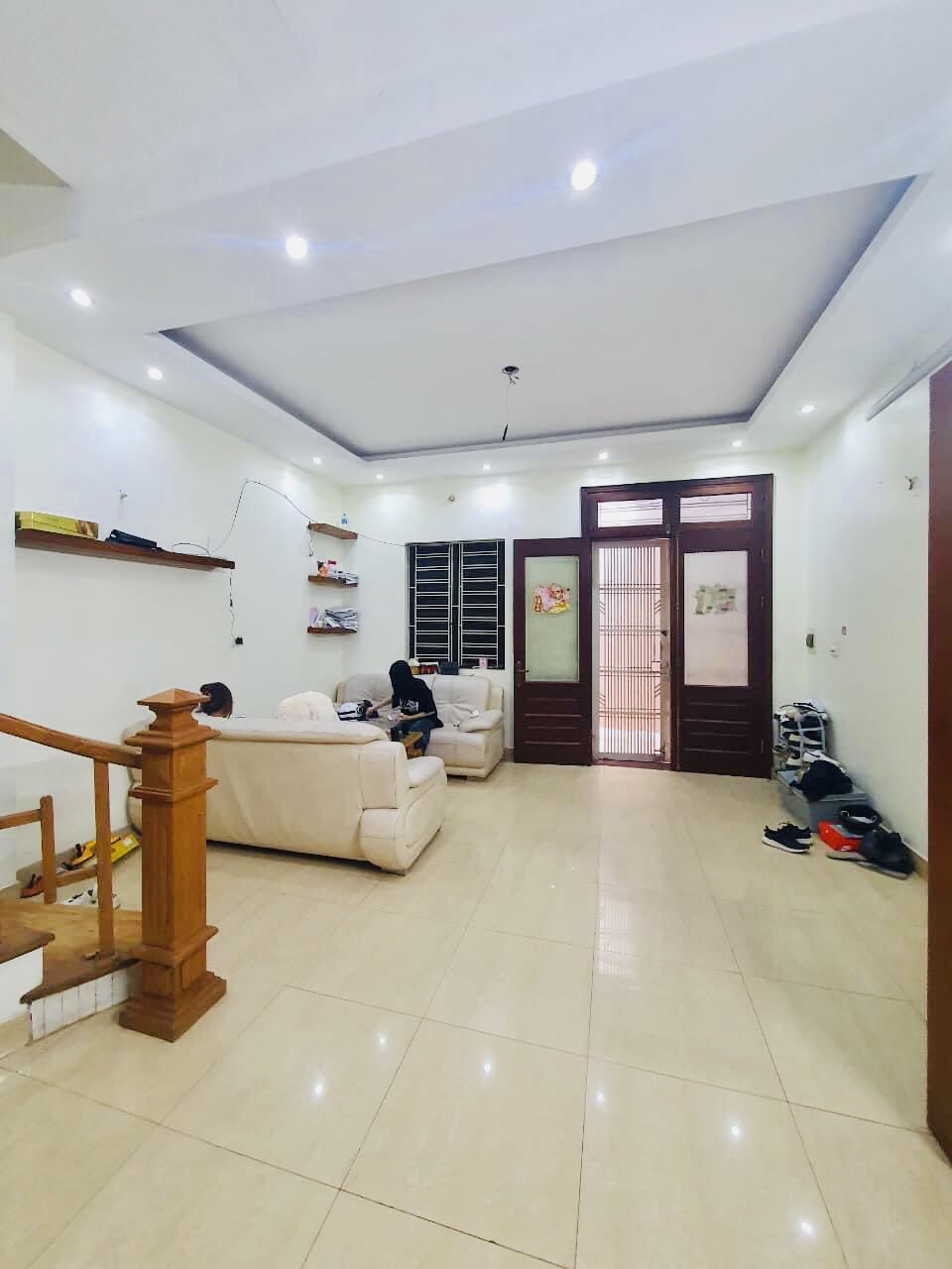 BÁN NHÀ VĨNH HƯNG QUẬN HOÀNG MAI - 50M 4 TẦNG MT 5.4M - NHỈNH 4 TỶ GẦN NGÕ 254 VĨNH HƯNG NHÀ DÂN XÂY NỘI THẤT XỊN NGÕ THẲNG TẮP 10M RA MẶT PHỐ.