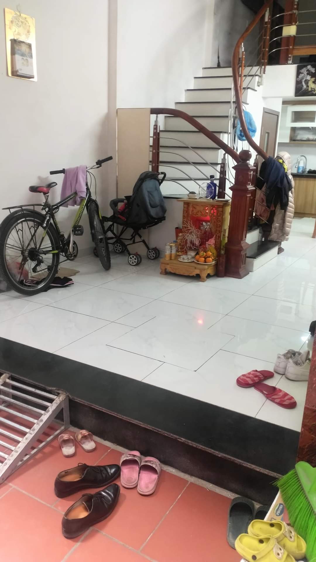 NHÀ MẶT NGÕ THÔNG KINH DOANH SẦM UẤT, CÁCH MẶT ĐƯỜNG 10M