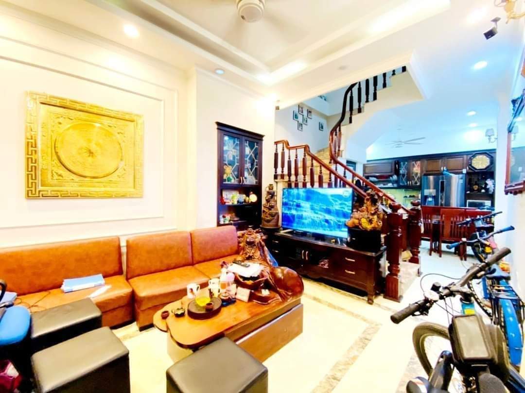 KHƯƠNG TRUNG RẺ QUÁ KHƯƠNG TRUNG ƠI, 50M, MẶT TIỀN 4.5M, CHỐT 5.75 TỶ.