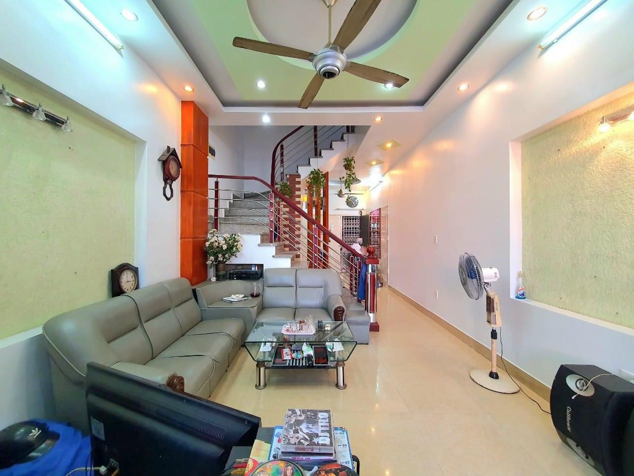 HOA HẬU LÊ VĂN LƯƠNG, 40M, 2 MẶT THOÁNG, 4.X TỶ.