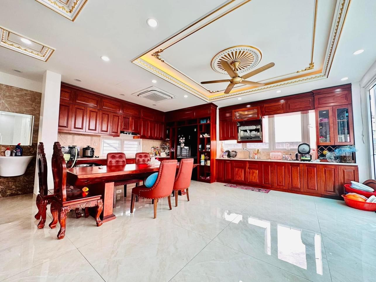 PHÂN LÔ TRIỀU KHÚC, 65M, 6 TẦNG THANG MÁY, 12.X TỶ.