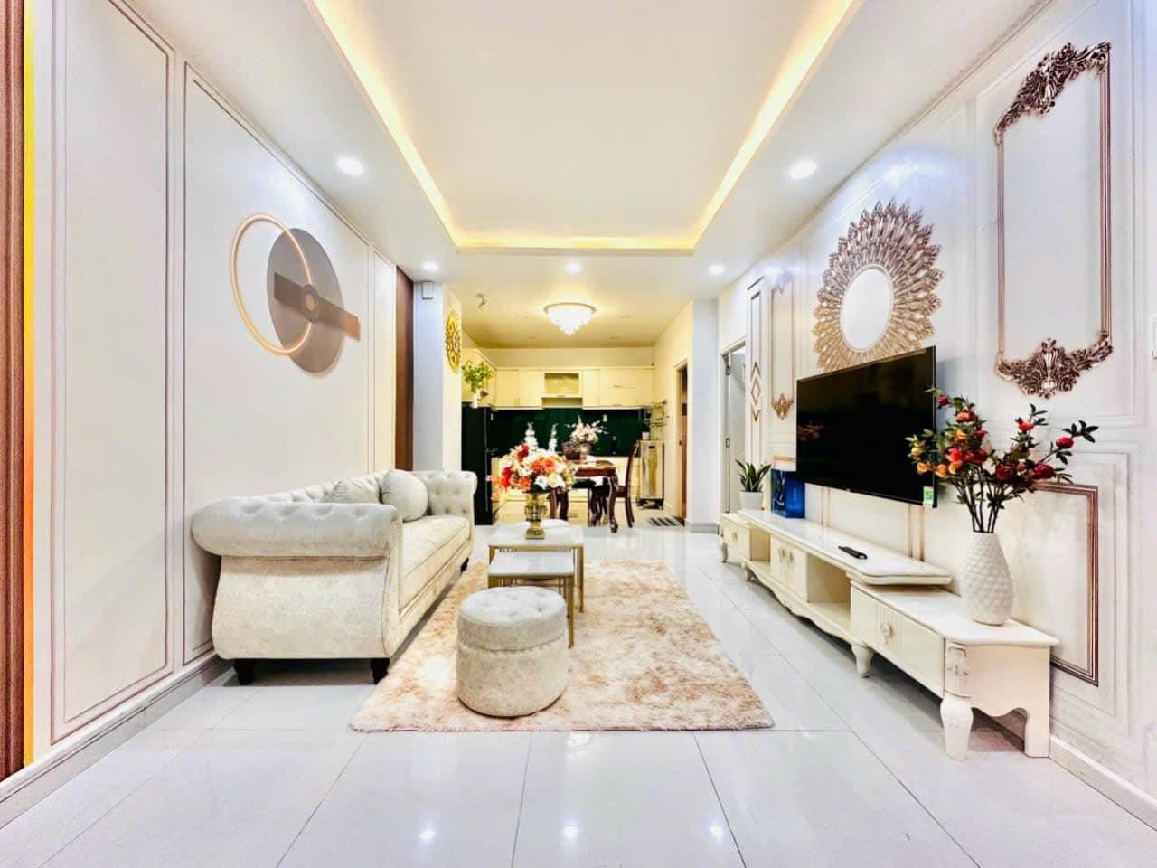 RẺ TUYỆT, LÔ GÓC VẠN PHÚC, 45M, Ô TÔ ĐỖ CỬA, NHỈNH 6 TỶ.