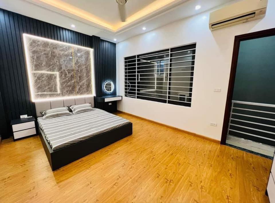 VIPP, VŨ TRỌNG PHỤNG, SÁT MẶT PHỐ, 5.X TỶ.