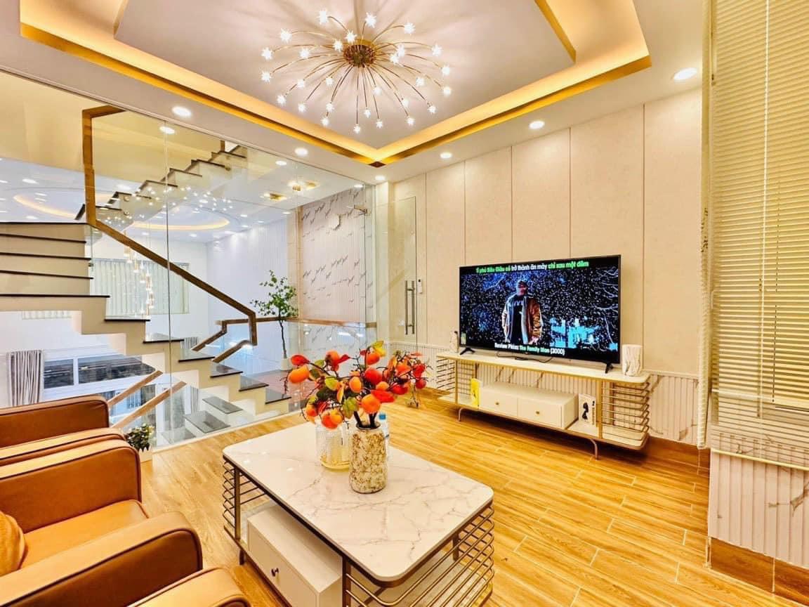 RẺ NHẤT PHỐ, HOÀNG NGÂN, 60M, MẶT TIỀN RỘNG, 6.X TỶ.