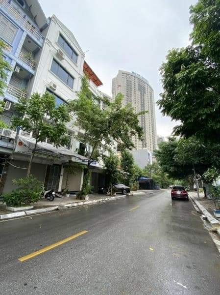 PHÂN LÔ VĂN PHÚ, MẶT TIỀN 5M, KINH DOANH, NHỈNH 9 TỶ.