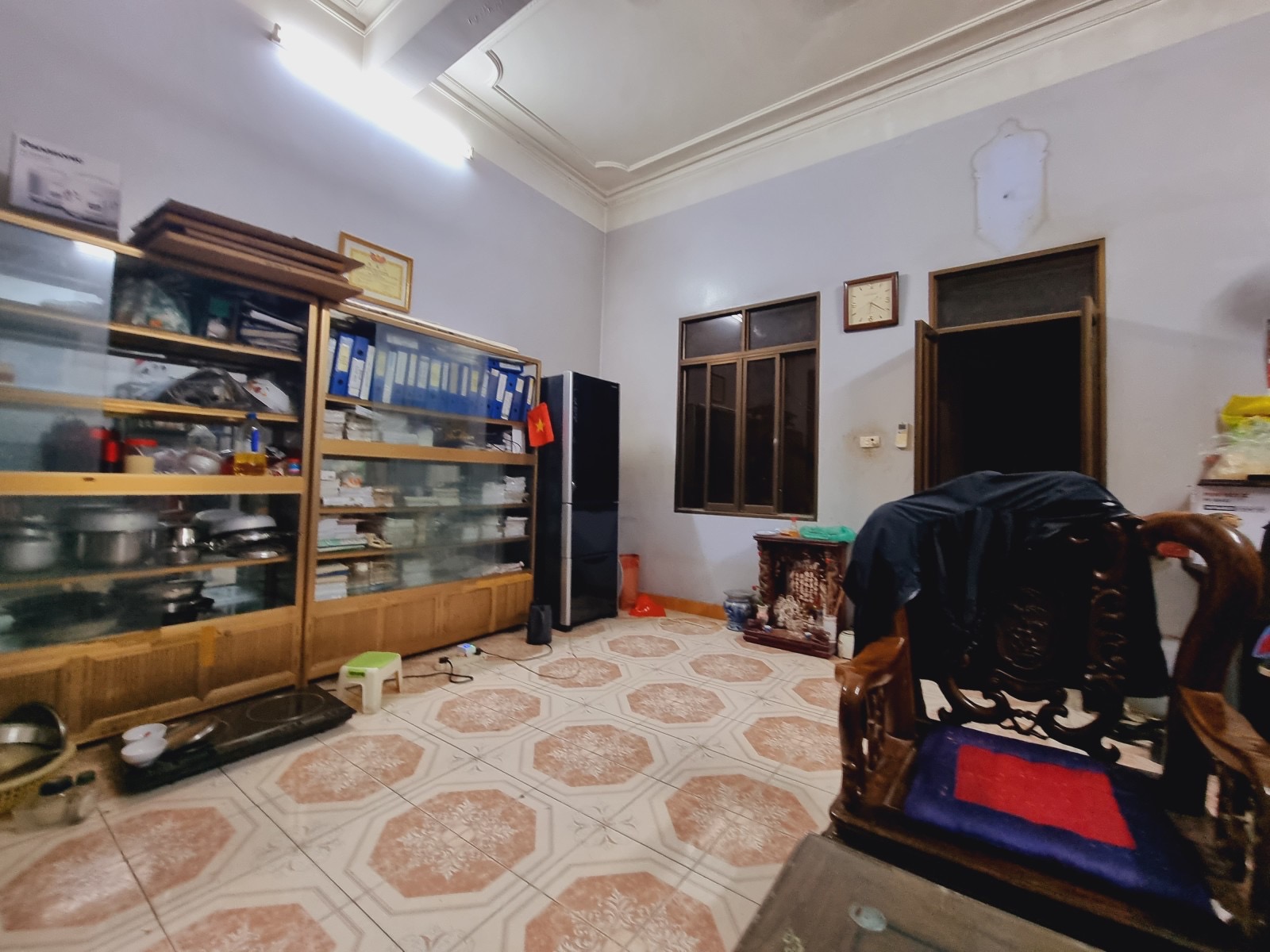 Bán nhà LÔ GÓC, Duy Tân, Cầu Giấy 80m2, 4T, MẶT TIỀN 17m, Ô TÔ TRÁNH, KINH DOANH, 24.2 tỷ.