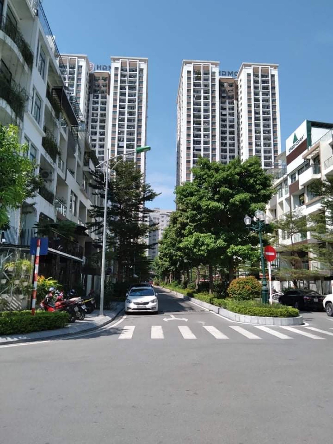 Bán nhà Hàm Nghi 120m2, 6 tầng thang máy, lô góc kinh doanh, giá 47 tỷ.