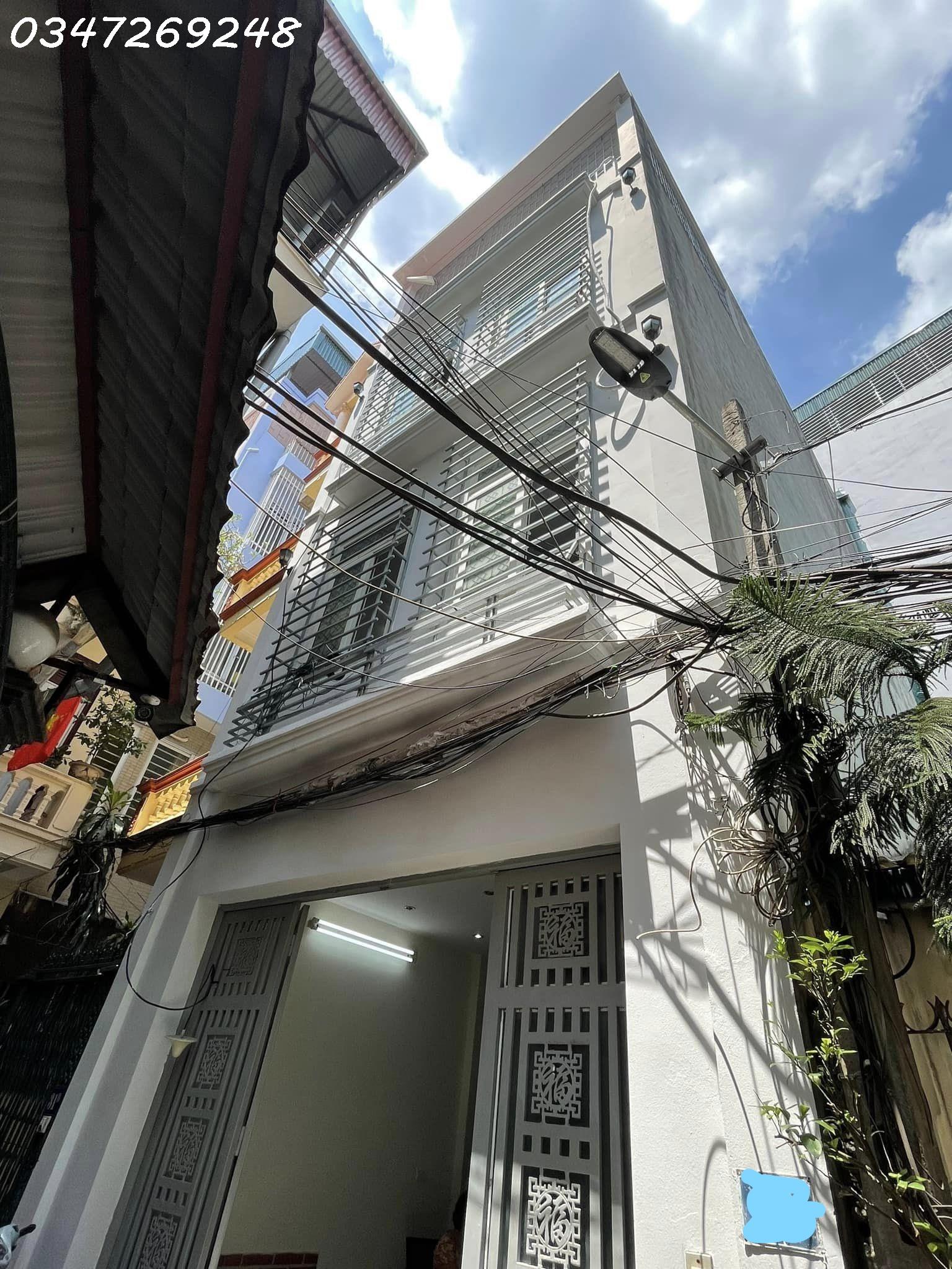 Bán nhà Yên Hòa, Cầu Giấy sát phố ngõ thoáng 42m2 - 4 tầng - mặt tiền 4.5m, nhà dân xây ở luôn.