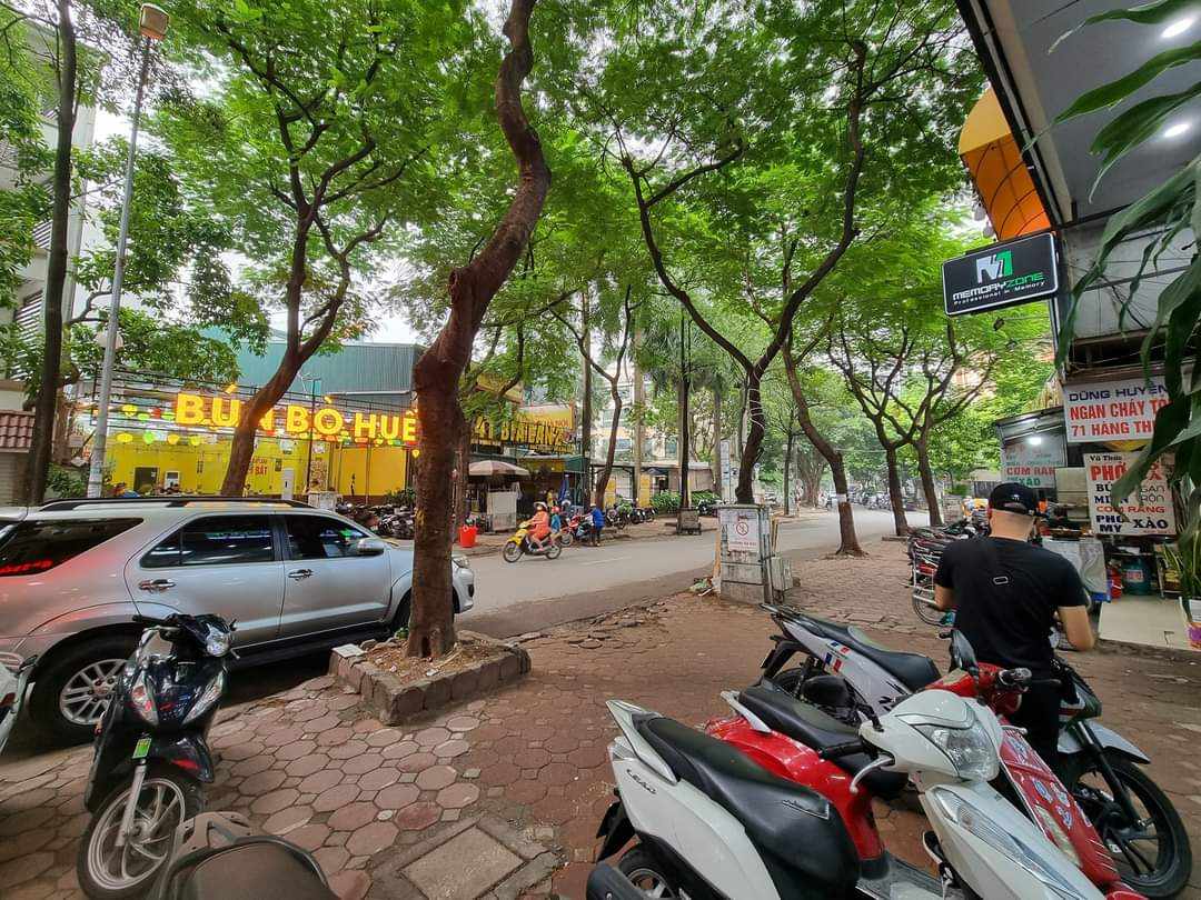Mặt Phố Dịch Vọng Hậu, Duy Tân, Cầu Giấy 78m2 vỉa hè rộng, kinh doanh sầm uất giá 25 tỷ.