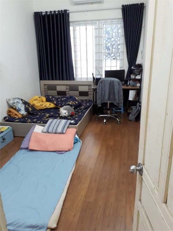 Bán nhà phố Nguyễn Trãi,lô góc 2 mặt tiền, DTSD 109m2, MT5.9m. Giá rẻ.