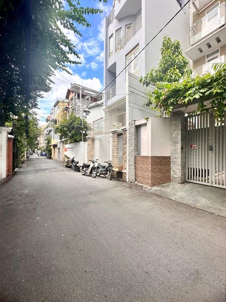 NHÀ HXH LÊ VĂN SỸ QUẬN 3 - 75M2 - NỞ HẬU - CHÍNH CHỦ GIÁ 8.5 TỶ.