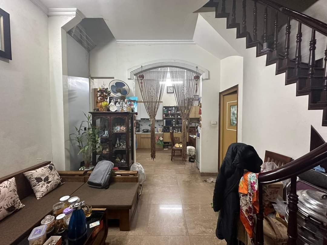 Bán nhà 24 Kim Đồng:60m x5T, kinh doanh, vỉa hè rộng ,ô tô tránh--12,8 tỉ