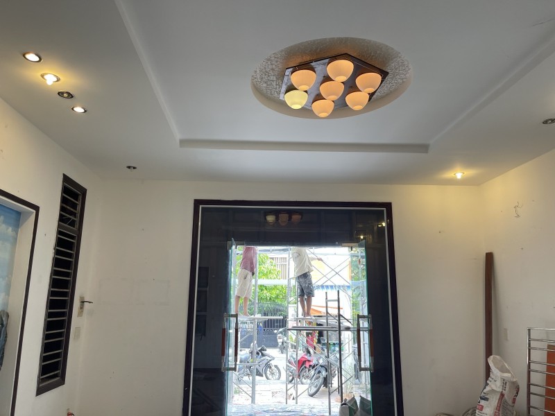 SIÊU PHẨM LÔ GÓC SƠN TRÀ NGANG LỚN, NỞ HẬU MẶT TIỀN LƯƠNG THẾ VINH ĐÔNG ĐÚC.