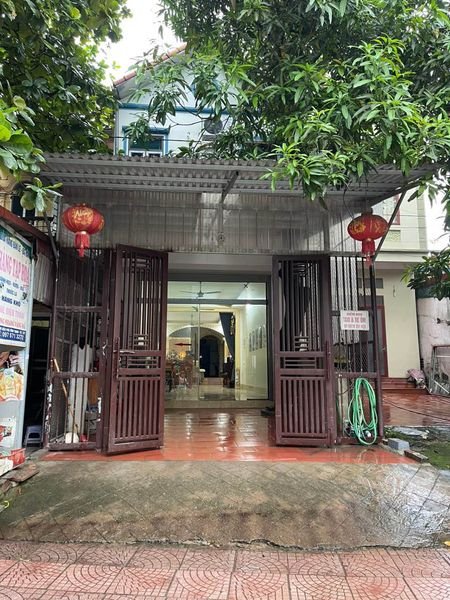 Chính chủ cần bán gấp căn nhà ngay mặt đường quốc lộ 2C, khu bến đò (cũ) Vĩnh Thịnh- xã Vĩnh Thịnh- huyện Vĩnh Tường.