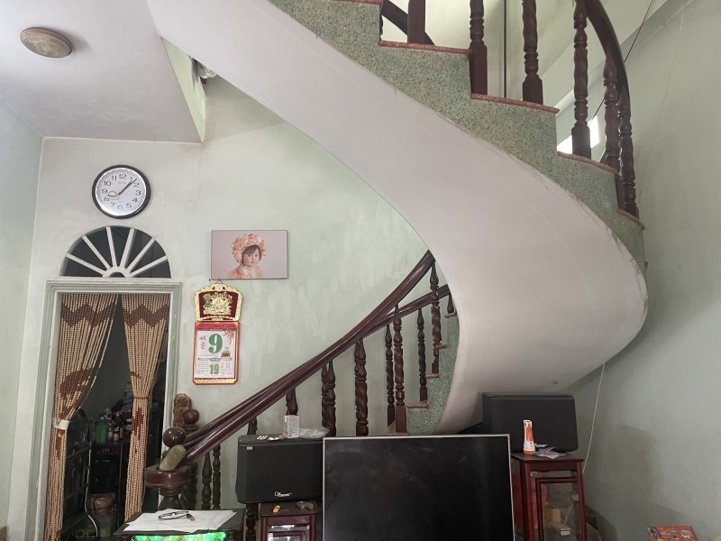 Bán Nhà Lô Góc Tô HiệuTân Phú-2 Tầng BTCT- 3PN Chỉ 6.5 Tỷ.