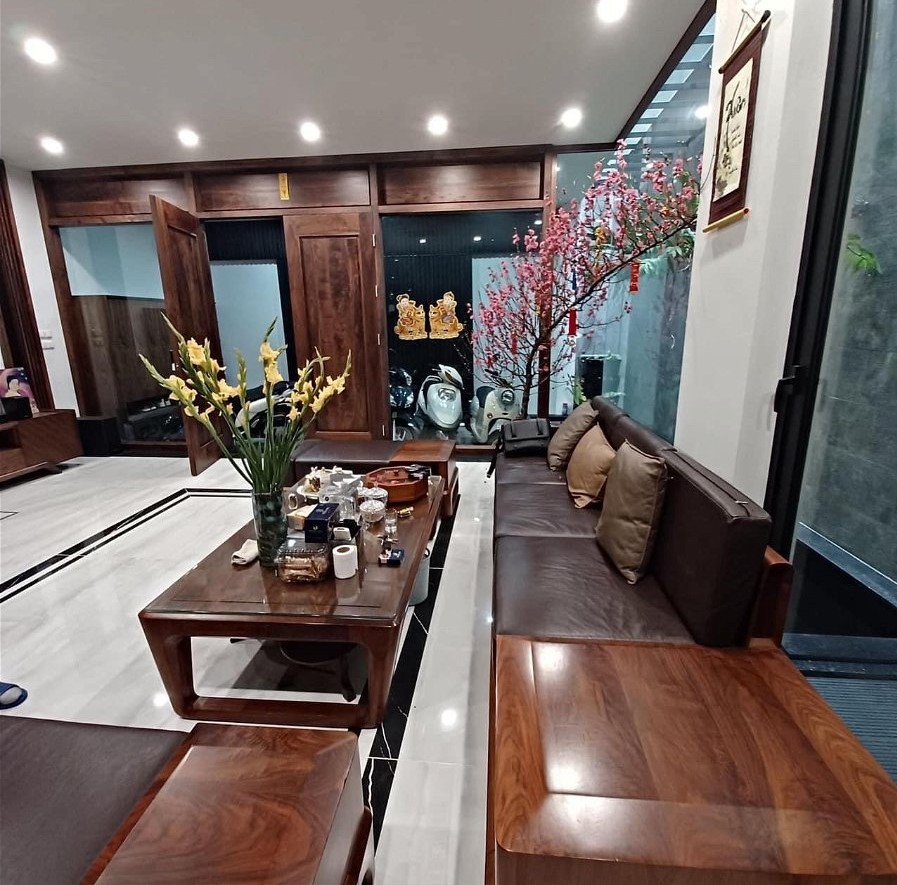 Bán nhà Phân lô ngõ 23 Đỗ Quang, Cầu giấy 5 tầng 50m2 giá 13.5 tỷ