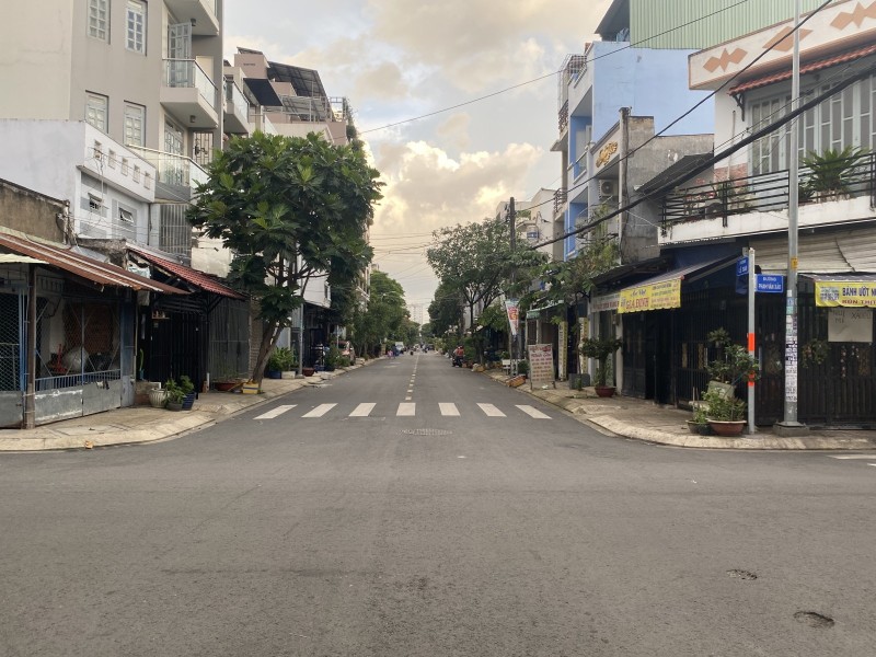 Bán Nhà Mặt Phố Tiện Kinh Doanh Phường Phú Thạnh 60m2x 3 Tầng, Khu Kinh Doanh Tốt, Chỉ Nhỉn 5 Tỷ.