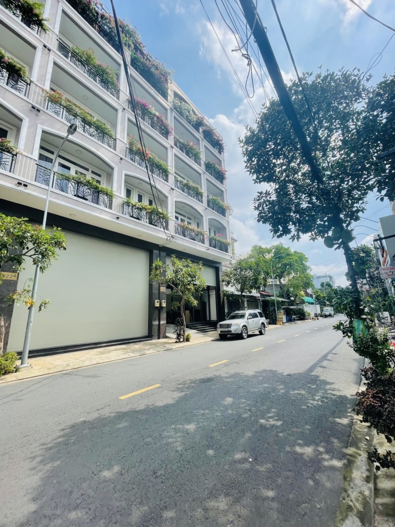 Bán Nhà Mặt Phố Đường Lê Sao, Khu Họ Lê Quận Tân Phú, Đường 16m, Khu Vip, Kinh Doanh Tốt, Diện Tích 43m2, Giá 5.5 Tỷ.