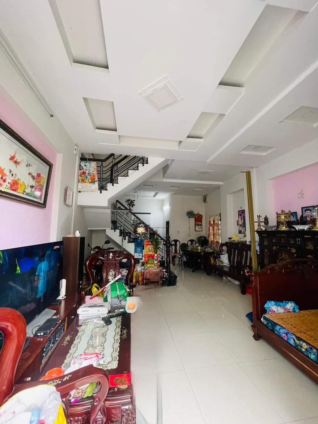 Bán nhà MẶT TIỀN kế chợ Tân Hương, Quận Tân Phú, 66m2(5.1x13) VUÔNG, 2 Tầng BTCT.