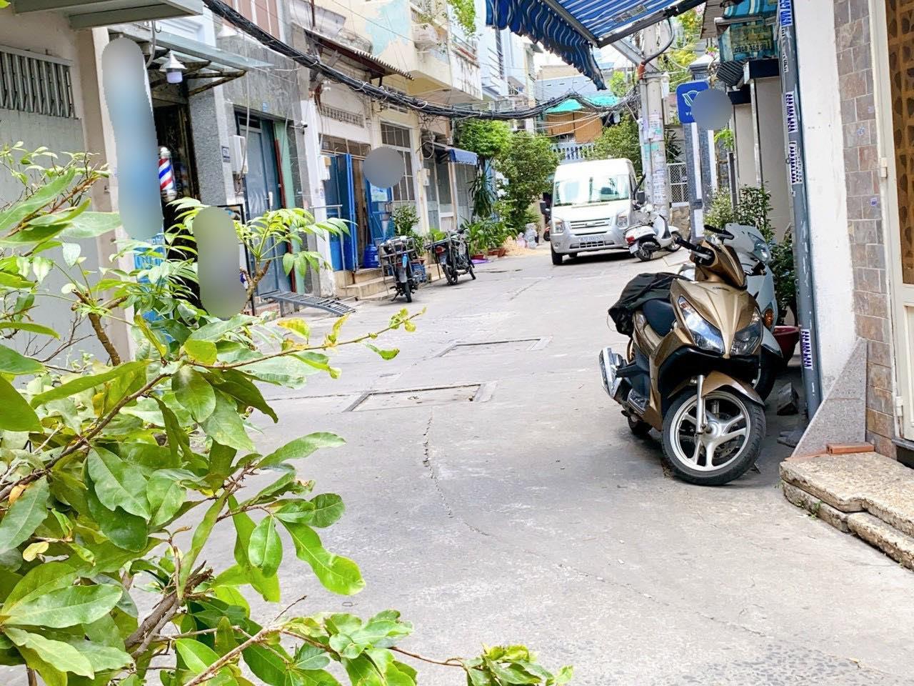 Bán CHDV Nguyễn Thái Sơn Gò Vấp,90m2 , HXH, 5 Tầng 20 Pn , Giá 10.5Tỷ.