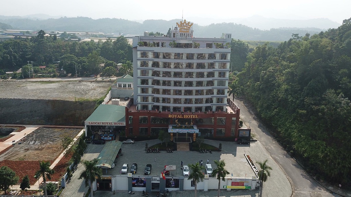 Bán tòa nhà khách sạn 4 Sao Royal Lào Cai tại trung tâm Thành Phố Lào Cai, Tỉnh Lào Cai.