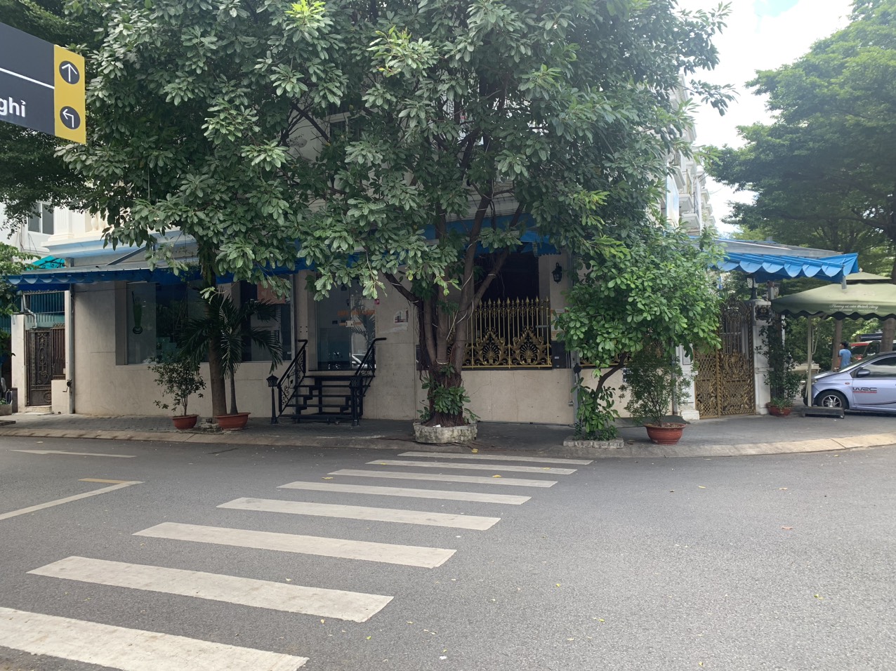 Cho thuê mặt bằng tại Địa chỉ 45 đường số 3, Khu Dân cư Cityland Center Hill ( Ngay ngã 6 Gò Vấp ).