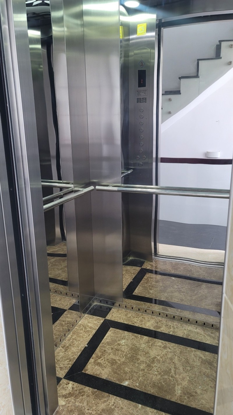 Bán Nhà Đẹp Mặt Tiền Kinh Doanh 6 tầng Thang Máy Xịn Bình Tân Chỉ 8.5 Tỷ.