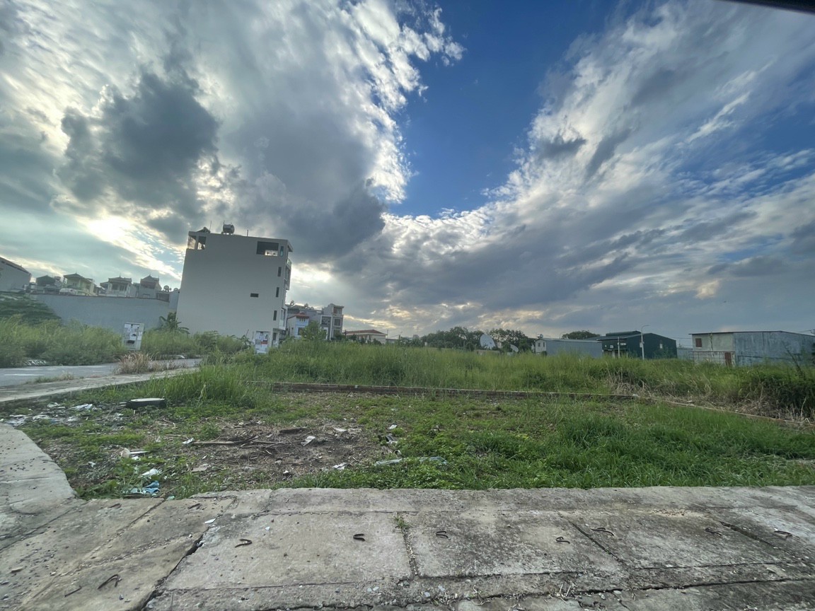 chính chủ bán đất dịch vụ lai xá, kim chung, hoài đức , hà nội. diện tích 48,6m2,cạnh quốc lộ 32 và đại học thành đô.