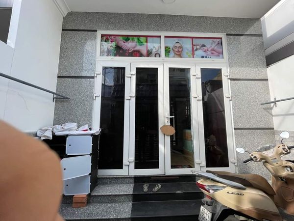 Bán nhà mặt tiền đường 16 phường Bình Trưng Đông Quận 2 Gần chợ Tân lập Dt 72m2 , nhà 1 trệt ,1 lầu Giá thương lượng.