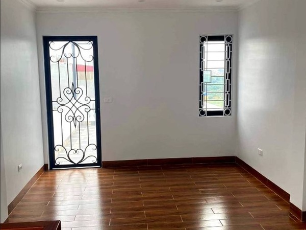 Không gian rộng thoáng của ngôi nhà bán 85m2 trong ngõ 638 Ngô Gia Tự ngoi-nha-ban-85m2-trong-ngo-638-ngo-gia-tu-3