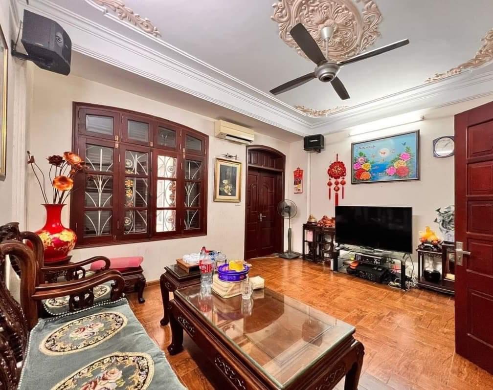 Bán nhà đường Văn Hội, Phường Đức Thắng, 67m2, 5,3m MT, 4,3 tỷ.Bắc Từ Liêm.