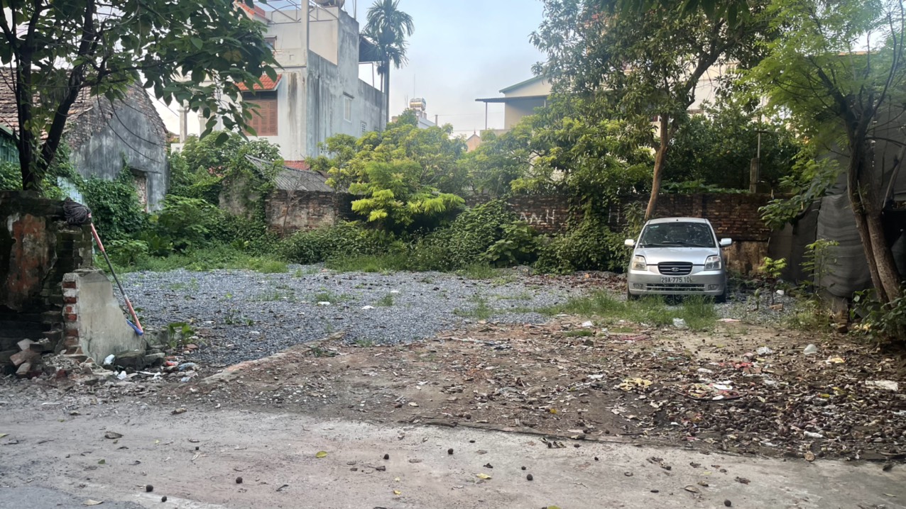 Bán Đất Cạnh UBND Phường Liên Mạc, Lô Góc, Ô Tô, 62m2, 3 Tỷ.