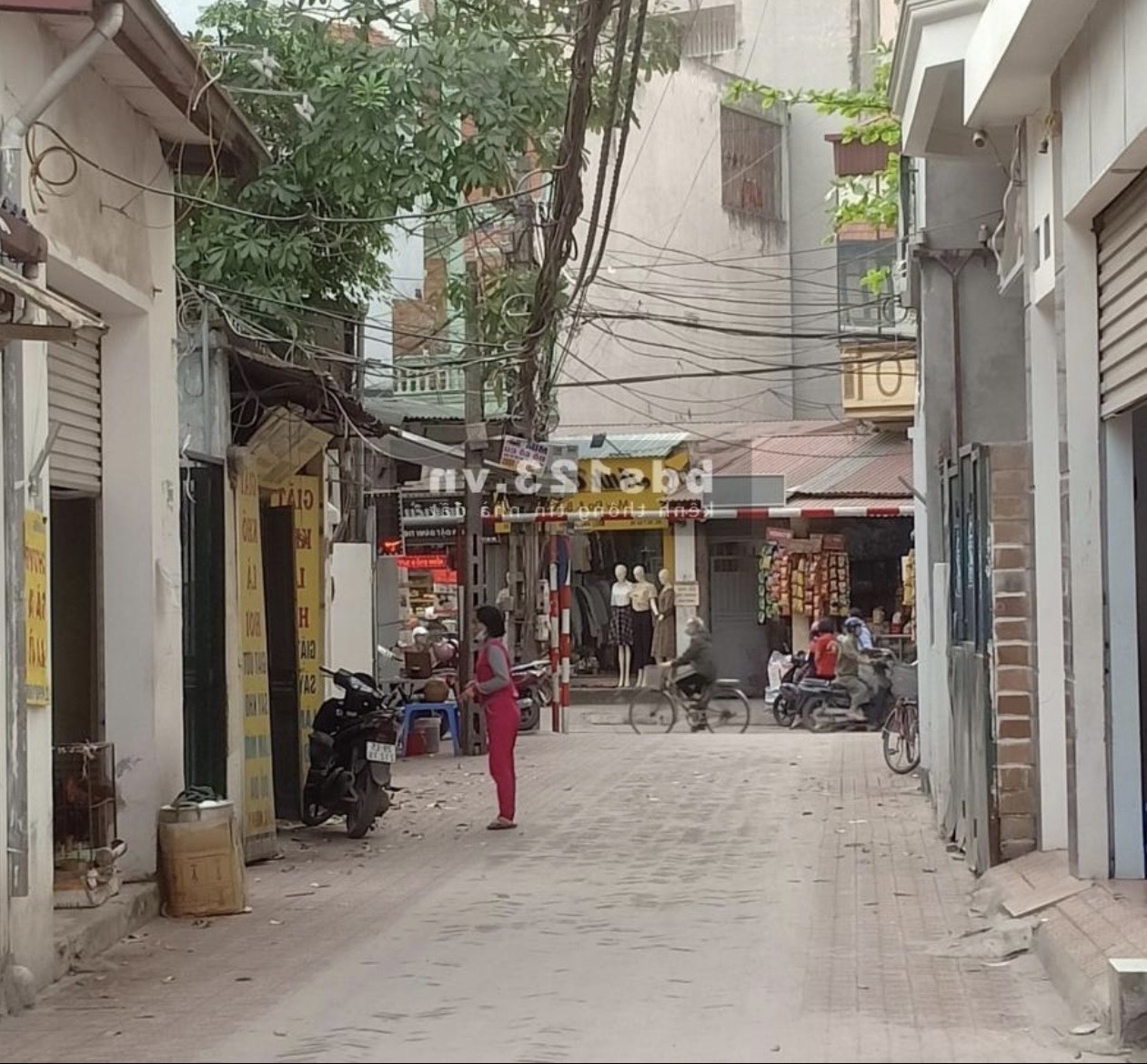 Bán Đất Đông Ngạc, Chợ Vẽ, Vị Trí Cực Đẹp 72m2 MT 5.5m 4.5 Tỷ.