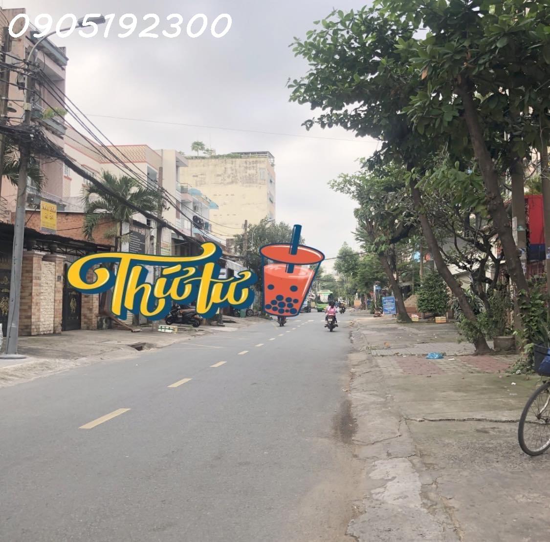 NHÀ SIÊU PHẨM TÂN PHÚ GIÁP TÂN BÌNH, HẺM HOÀNG XUÂN NHỊ. NHÀ 3 TẦNG - HẺM XE HƠI THÔNG - 1 CĂN RA MẶT TIỀN