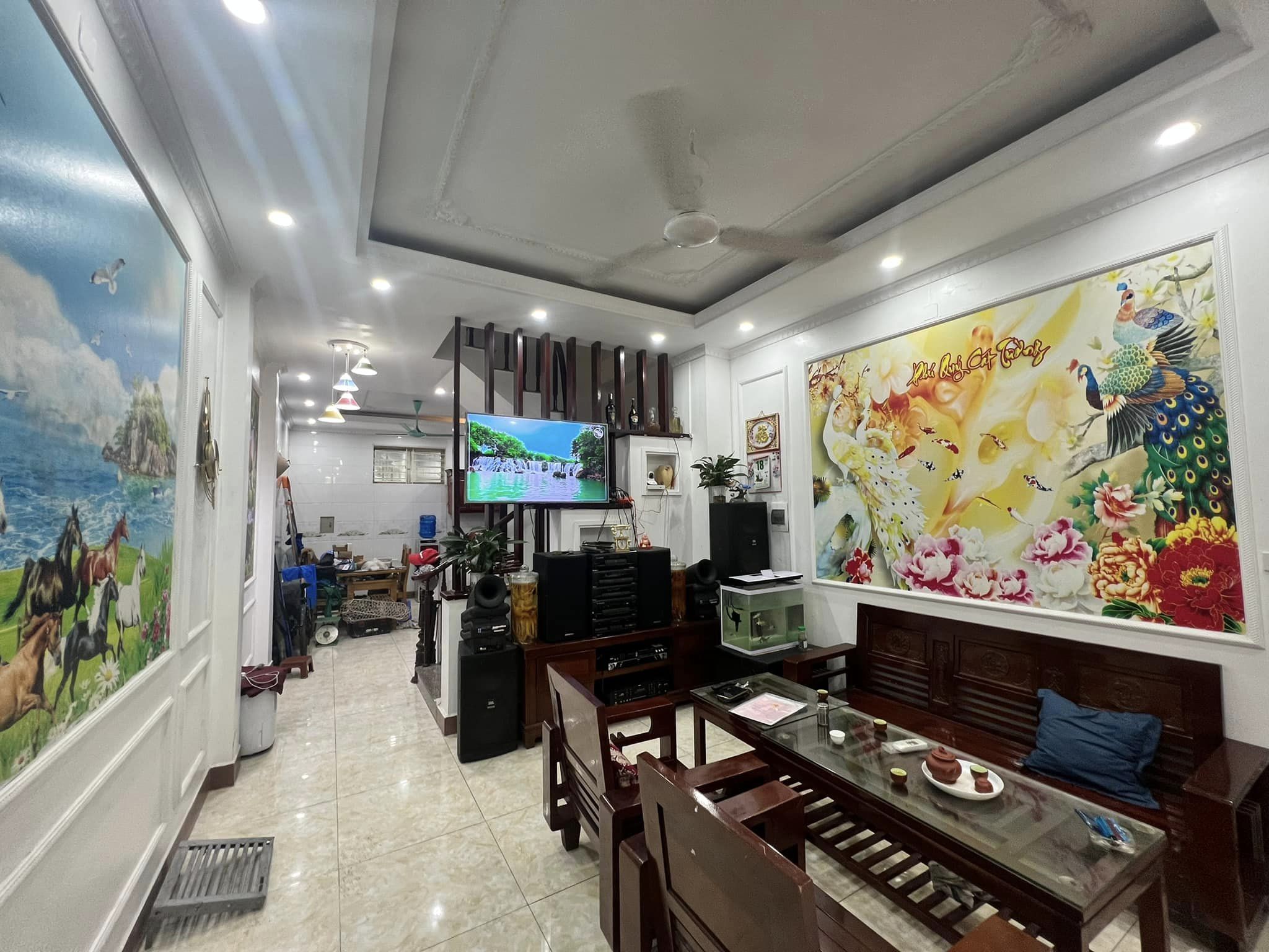 BÁN GẤP NHÀ THẠCH BÀN( LONG BIÊN) CỰC ĐẸP_ 5 TẦNG_ TẶNG NỘI THẤT TIỀN TỶ_ GIÁ RẺ.