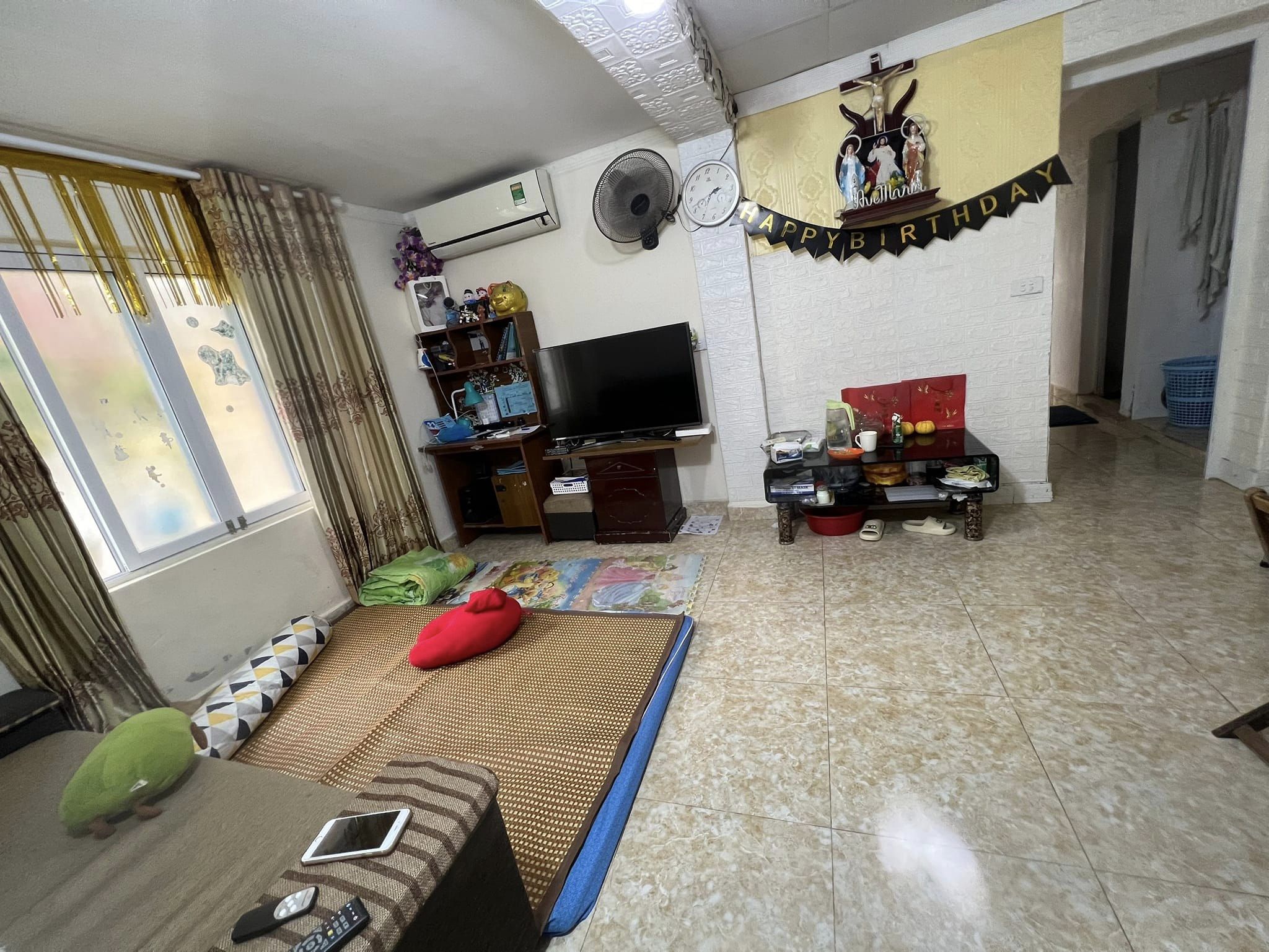 Bán Gấp! 1.05 tỷ nhà Tập thể Phương Mai 70m 2 ngủ 3 thoáng mới đẹp ở ngay.