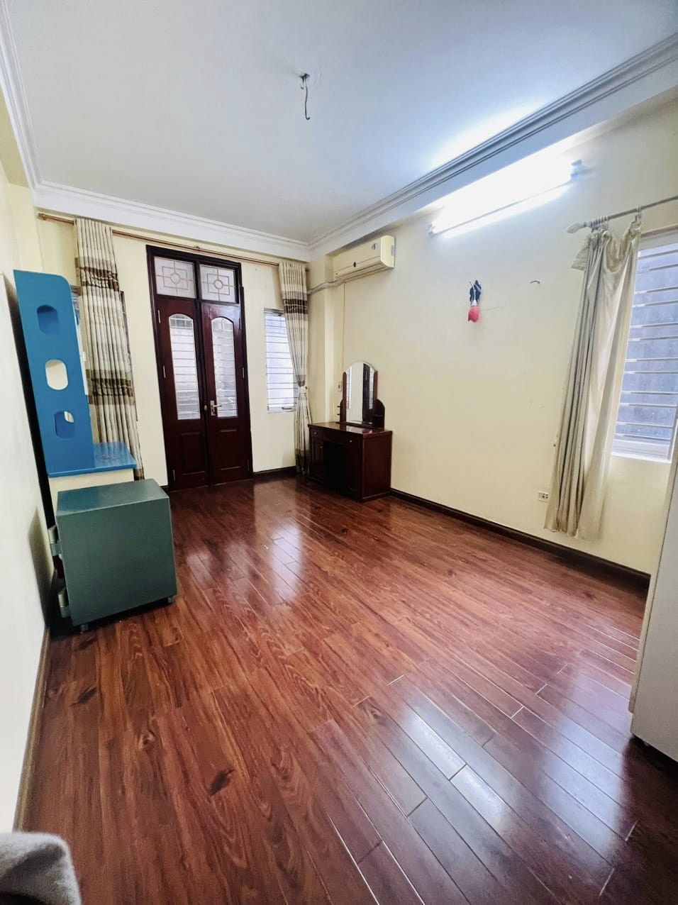 Bán Nhà Ngõ Kim Giang Hoàng Mai 5T 3TỶ Nhà Xây Mới 30m.