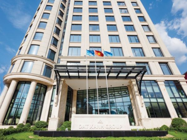 Tập đoàn Đất Xanh (DXG) là một trong những đơn vị hoạt động bất động sản chuyên nghiệp tiên phong đầu tiên tại Việt Nam Tập đoàn Đất Xanh (DXG) là một trong những đơn vị hoạt động bất động sản chuyên nghiệp tiên phong đầu tiên tại Việt Nam