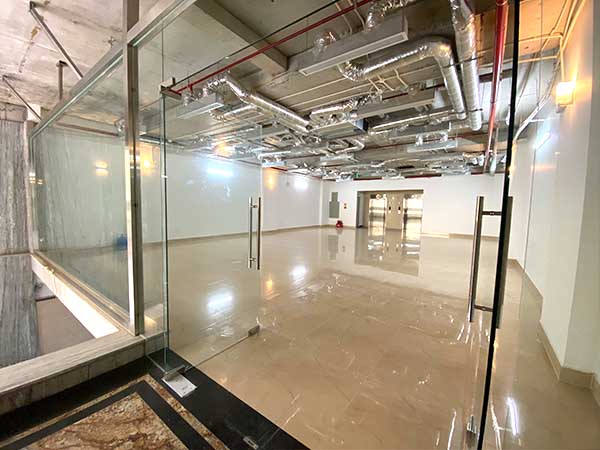 Bán Tòa Văn Phòng 9 Tầng Xây Mới MP Bạch Mai.DT 281m2, nở hậu.Giá 140 TỶ.