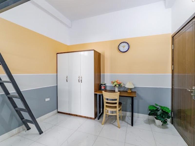 Nhà Cầu Giấy 320m2 thu về 3,2 Tỷ/1 năm, ngay mặt đường, nội thất đầy đủ, chỉ 55 tỷ, 2 thang máy, mặt tiền to.