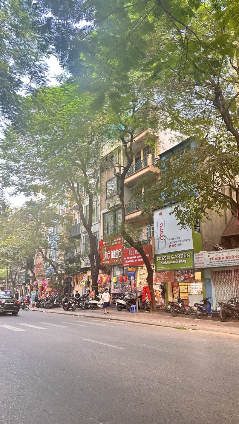 Bán gấp mặt phố Tô Hiệu, Cầu Giấy. KD bất chấp, 200m2, 3T, MT 8m, 52 tỷ.