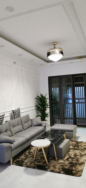 Bán căn nhà sổ đỏ chính chủ tại tổ 9 ngõ 303 Phúc Lợi, Long Biên, Hà Nội.