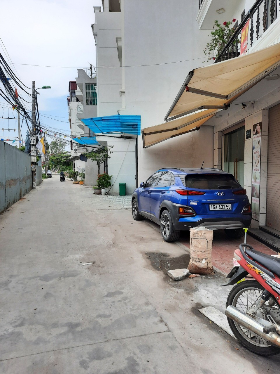 Bán nhà mặt ngõ Kiều Sơn, ô.tô đỗ cửa 24h, 61m 3 tầng GIÁ 3.2 tỉ.