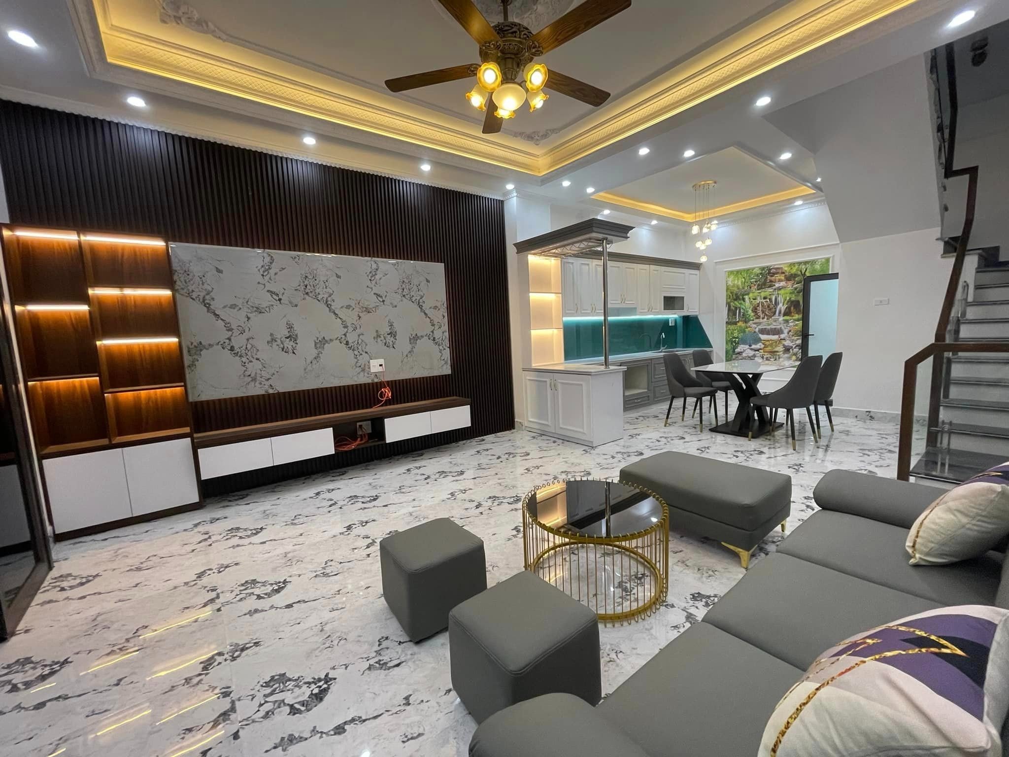 Bán căn nhà xây mới 4 tầng 4 ngủ ngõ cực nông GIÁ 2.95 tỉ phố Lực Hành - Trung Lực.