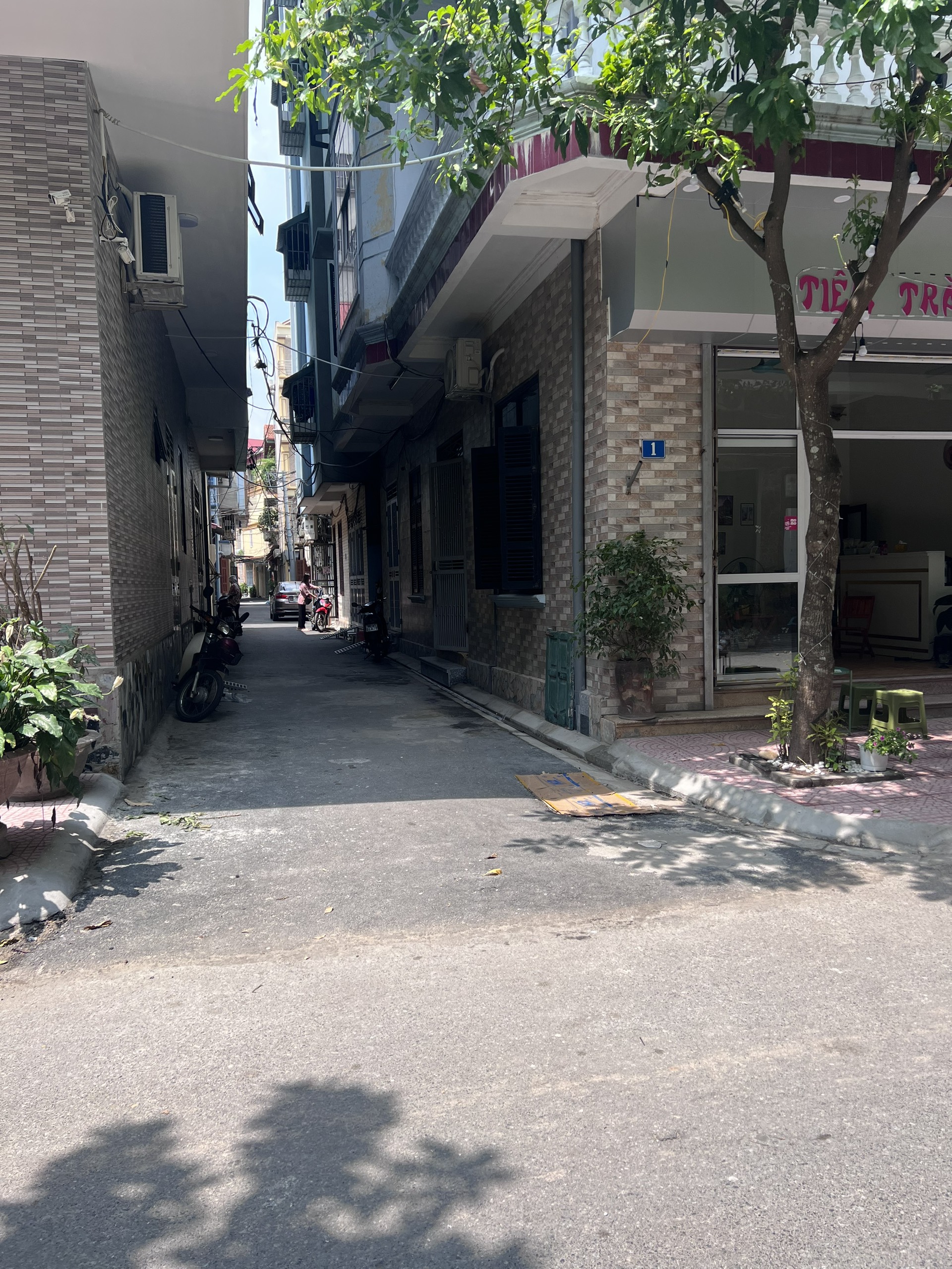 Bán 42m Trâu Quỳ Gia Lâm, đường nhựa oto thông, giá 3 tỷ.